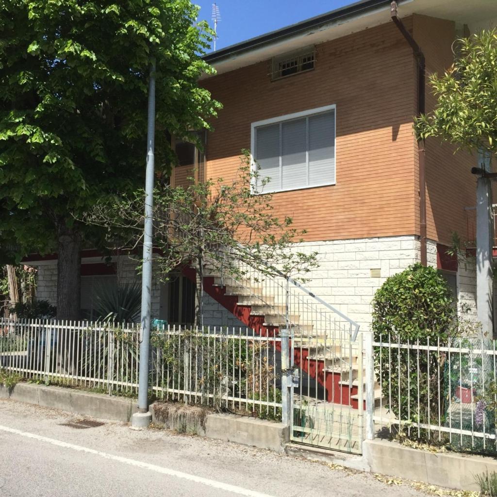 Il Rifugio Del Pescatore Apartment Rimini Bagian luar foto